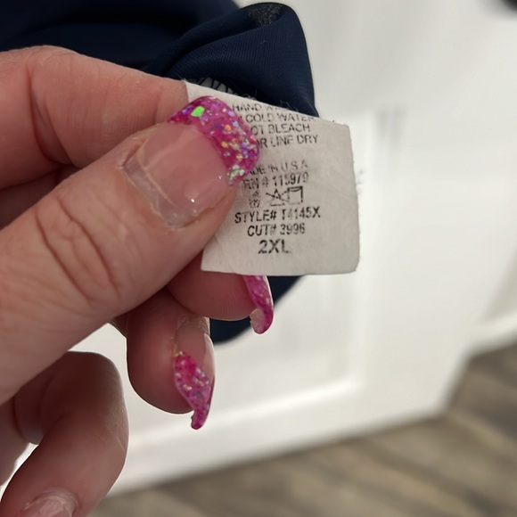 Flowy crochet detail tank - Picture 5 of 8